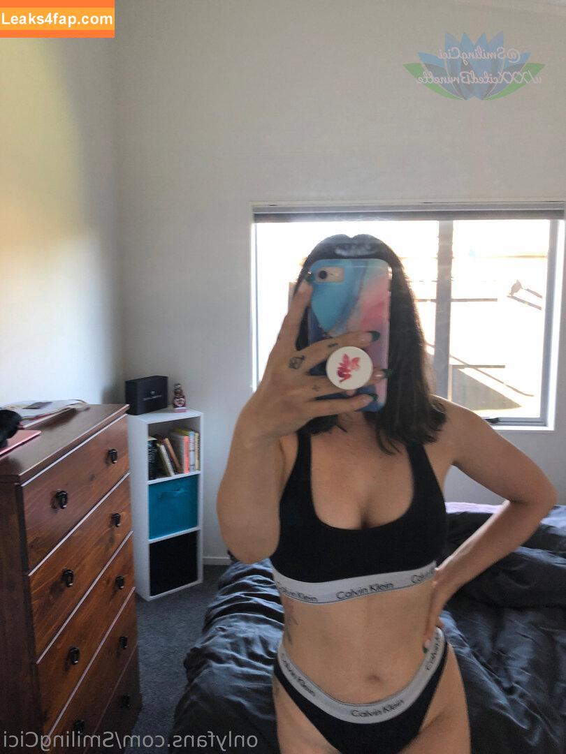 smilingcici / smilingdutchie1 leaked photo photo #0283