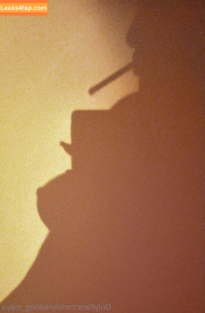 smoking_maya /  leaked photo photo #0001