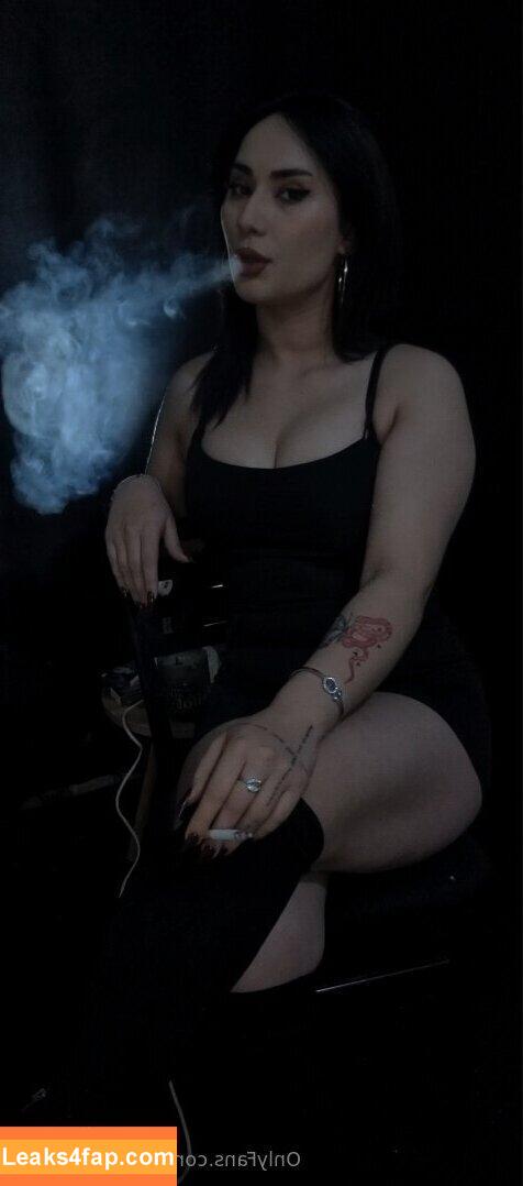 smoking_maya /  leaked photo photo #0004