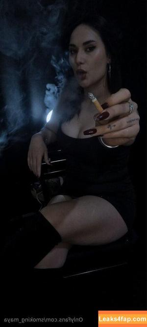 smoking_maya photo #0006