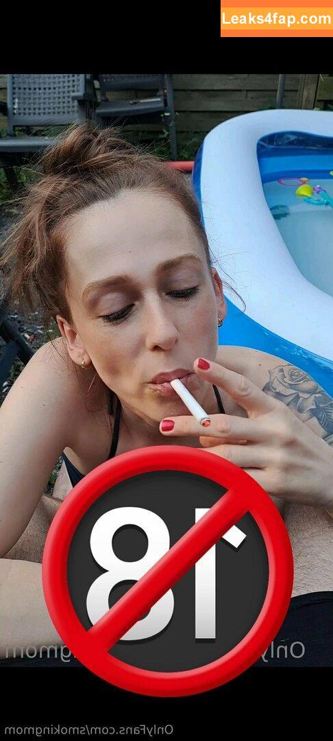 smokingmom /  leaked photo photo #0023