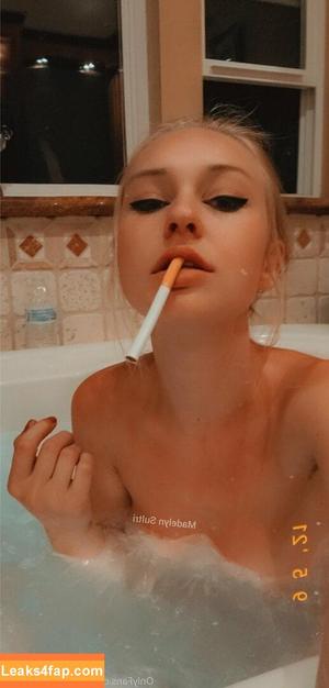 smokingprincessof photo #0011