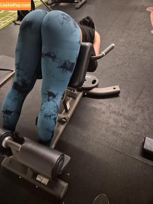 Smother Queen photo #0172