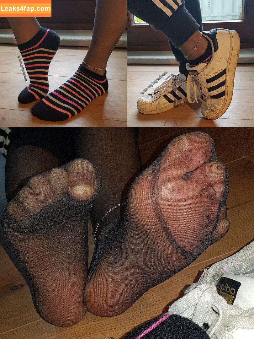 SneakerGirlGermany / Emma Elba / Emmascutefeet / Emmasfeetcosplay / Luna_Soles_Goddess / cutefeetprincess / sherlinanym / sneakergirl leaked photo photo #0009