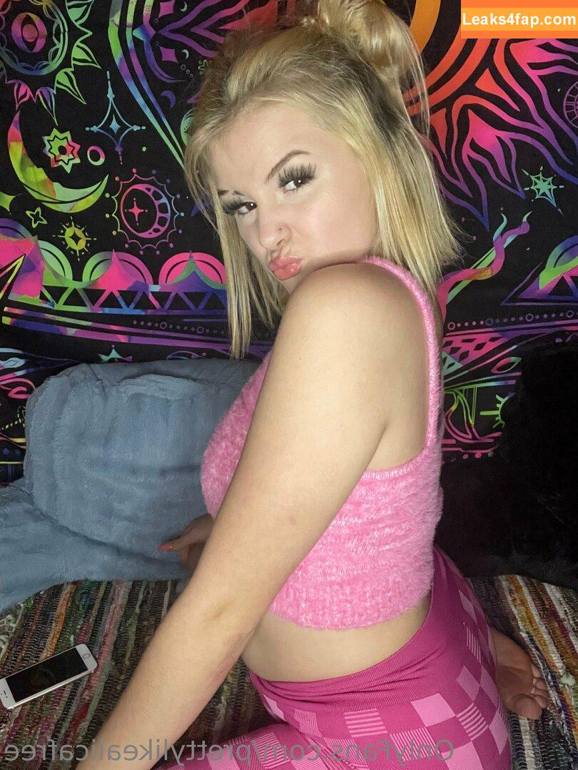 snowbunnyalii /  leaked photo photo #0022