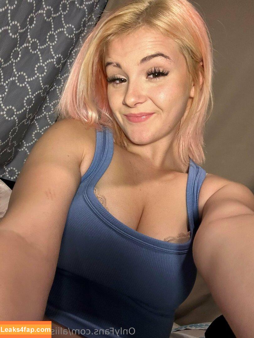 snowbunnyalii /  leaked photo photo #0084