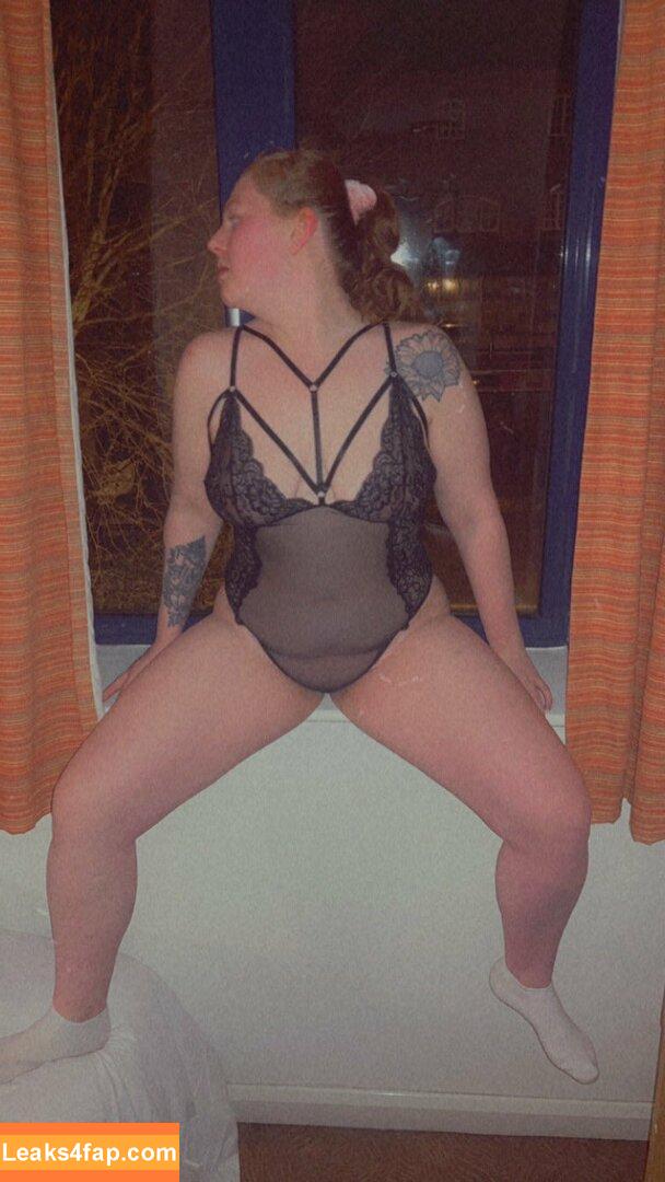 Snowbunnysoph / thickfitsteph leaked photo photo #0002