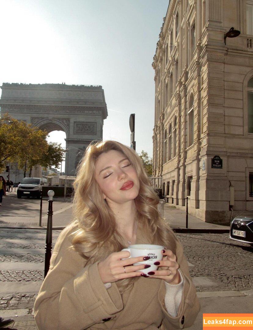 Snowmaiid / Kardelen Öztaş / Snowfuckerr leaked photo photo #0062