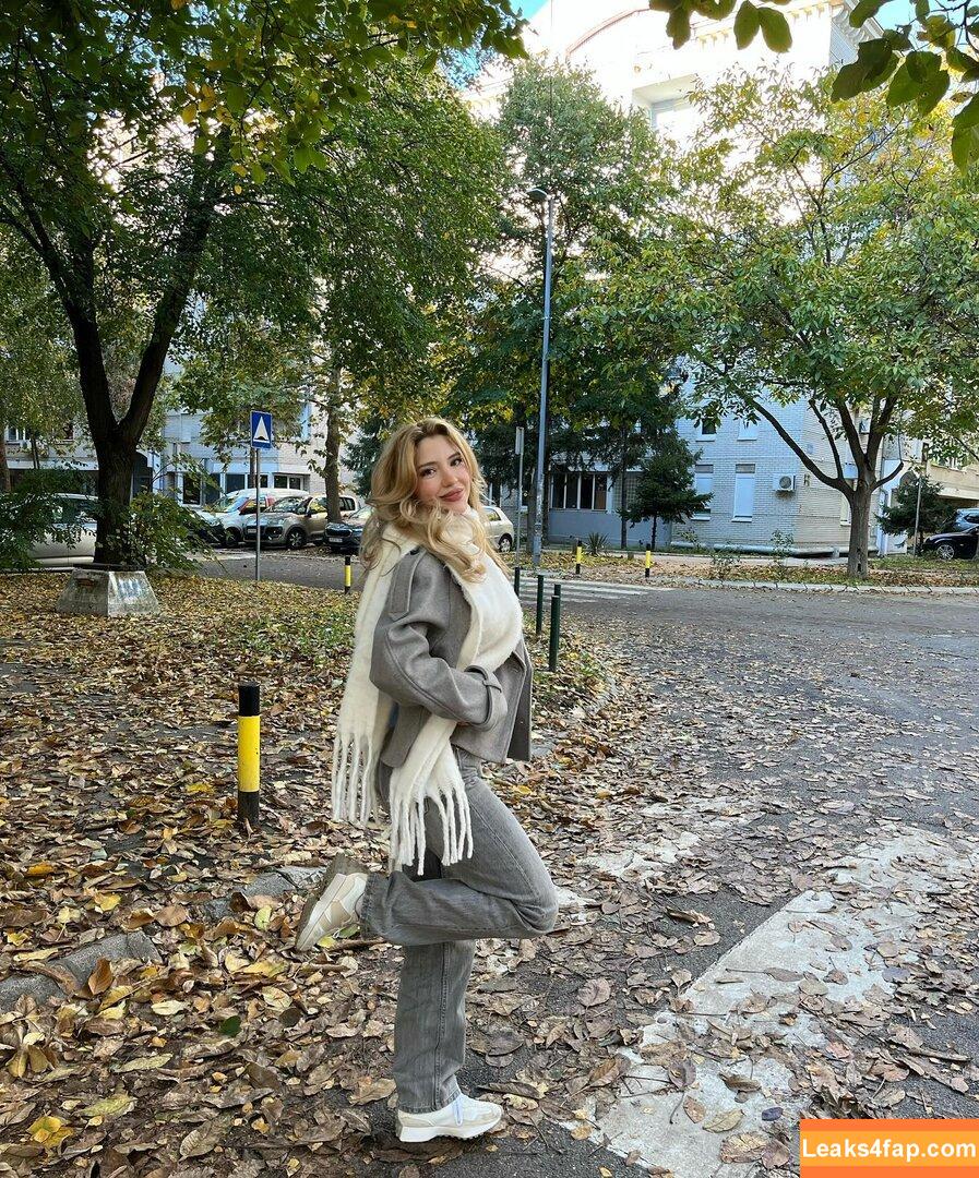 Snowmaiid / Kardelen Öztaş / Snowfuckerr leaked photo photo #0082