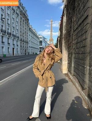 Snowmaiid photo #0064