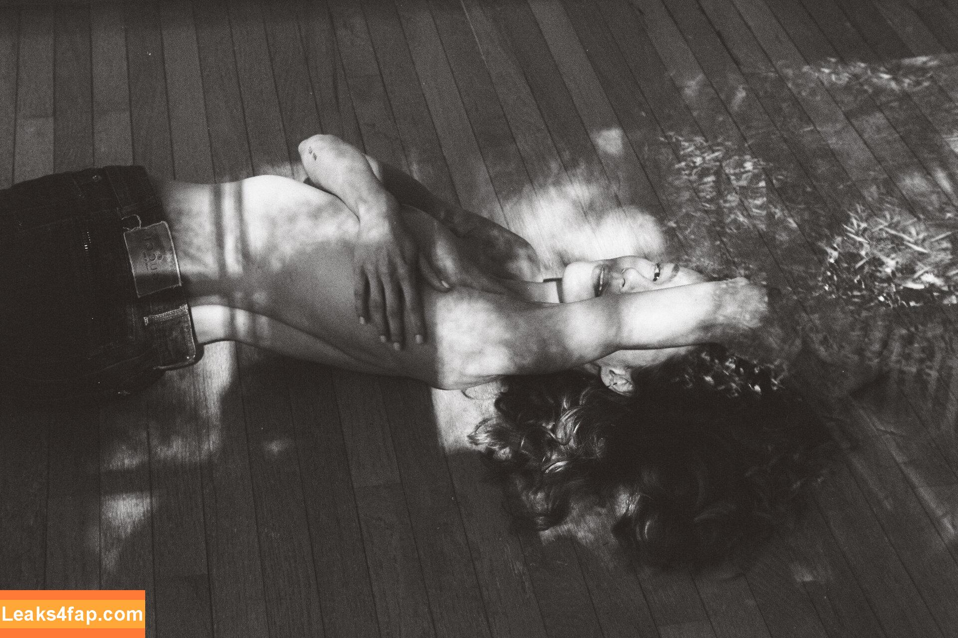 Soap Magazine слитое фото фото #0005