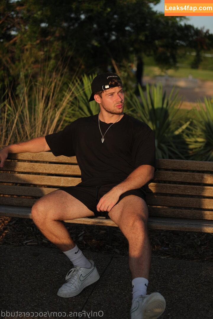 soccerstudd /  leaked photo photo #0041