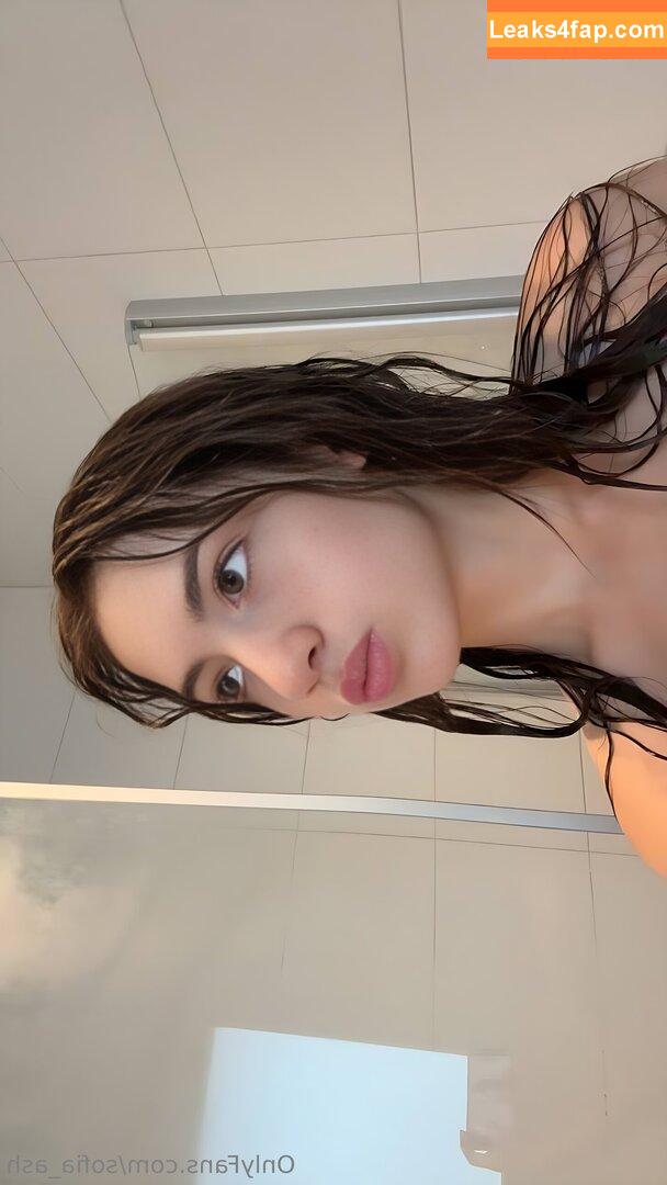 sofia_ash /  leaked photo photo #0010