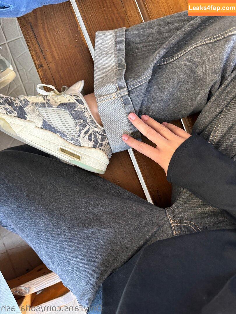 sofia_ash /  leaked photo photo #0012