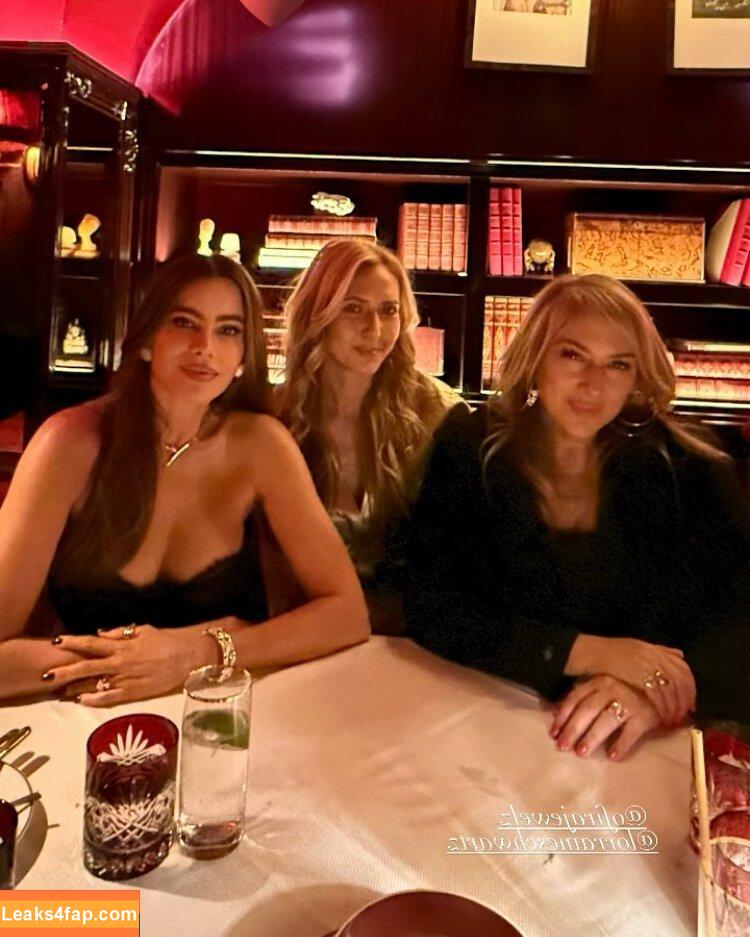 Sofia Vergara / sofiavergara leaked photo photo #2094