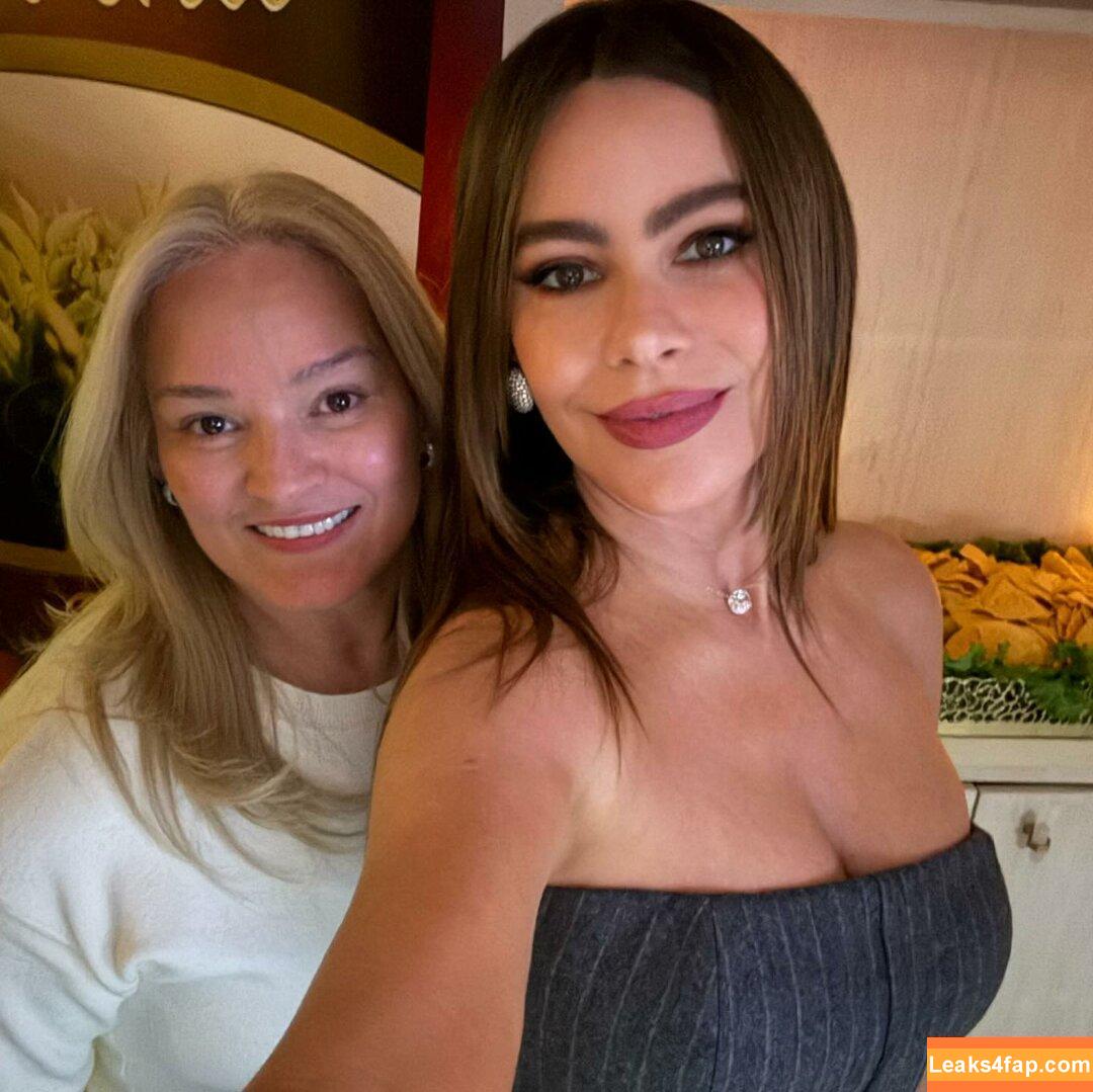 Sofia Vergara / sofiavergara leaked photo photo #2188