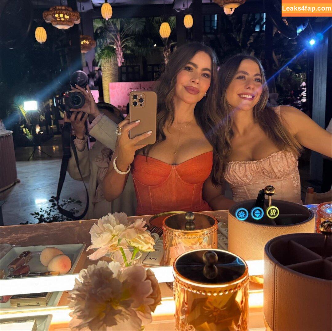 Sofia Vergara / sofiavergara / vergarasofia leaked photo photo #2530