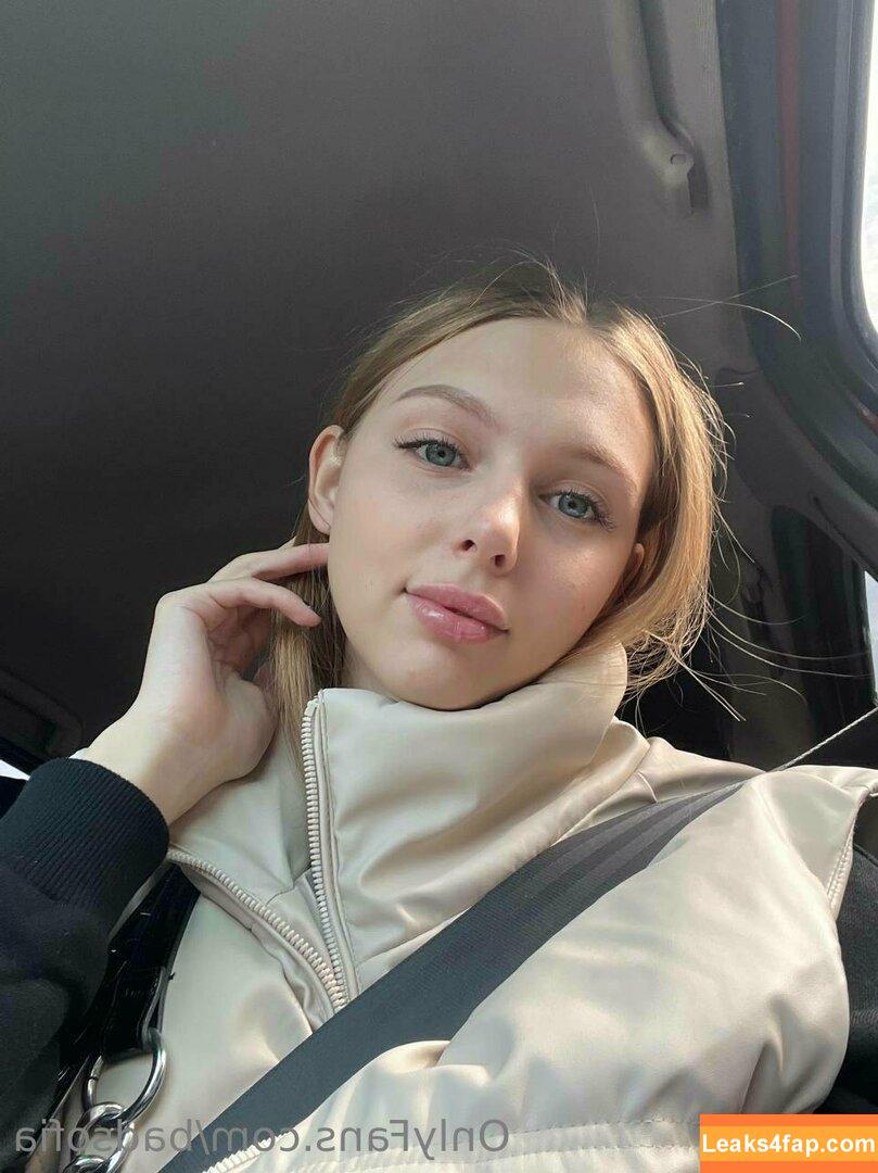 sofiaaaparker / sofiaaaparkerlife leaked photo photo #0008