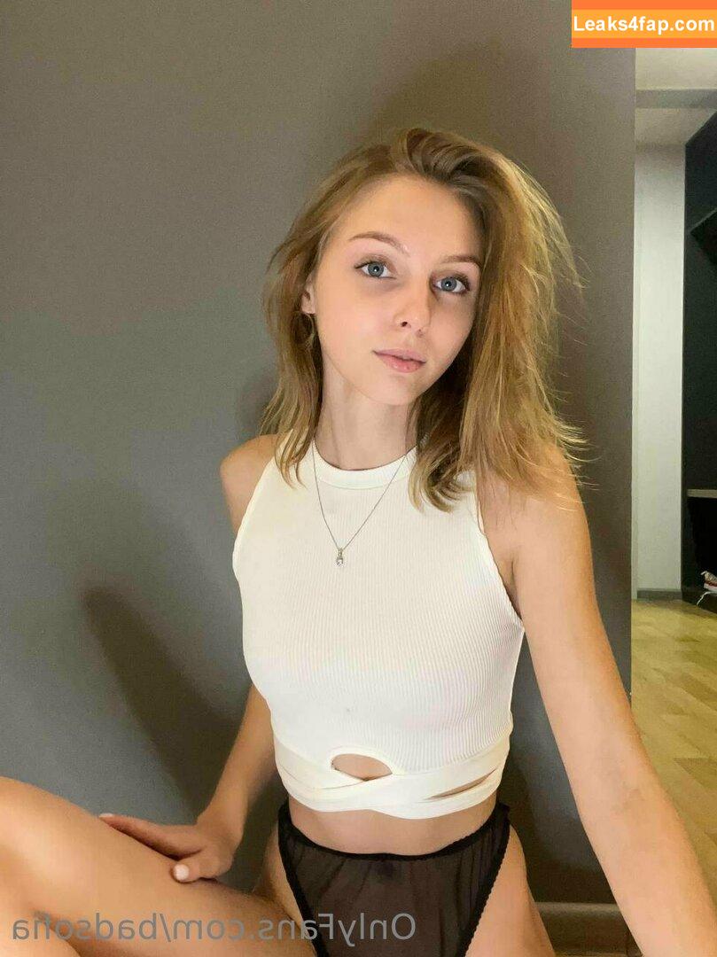 sofiaaaparker / sofiaaaparkerlife leaked photo photo #0017