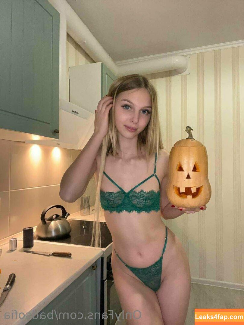 sofiaaaparker / sofiaaaparkerlife leaked photo photo #0024