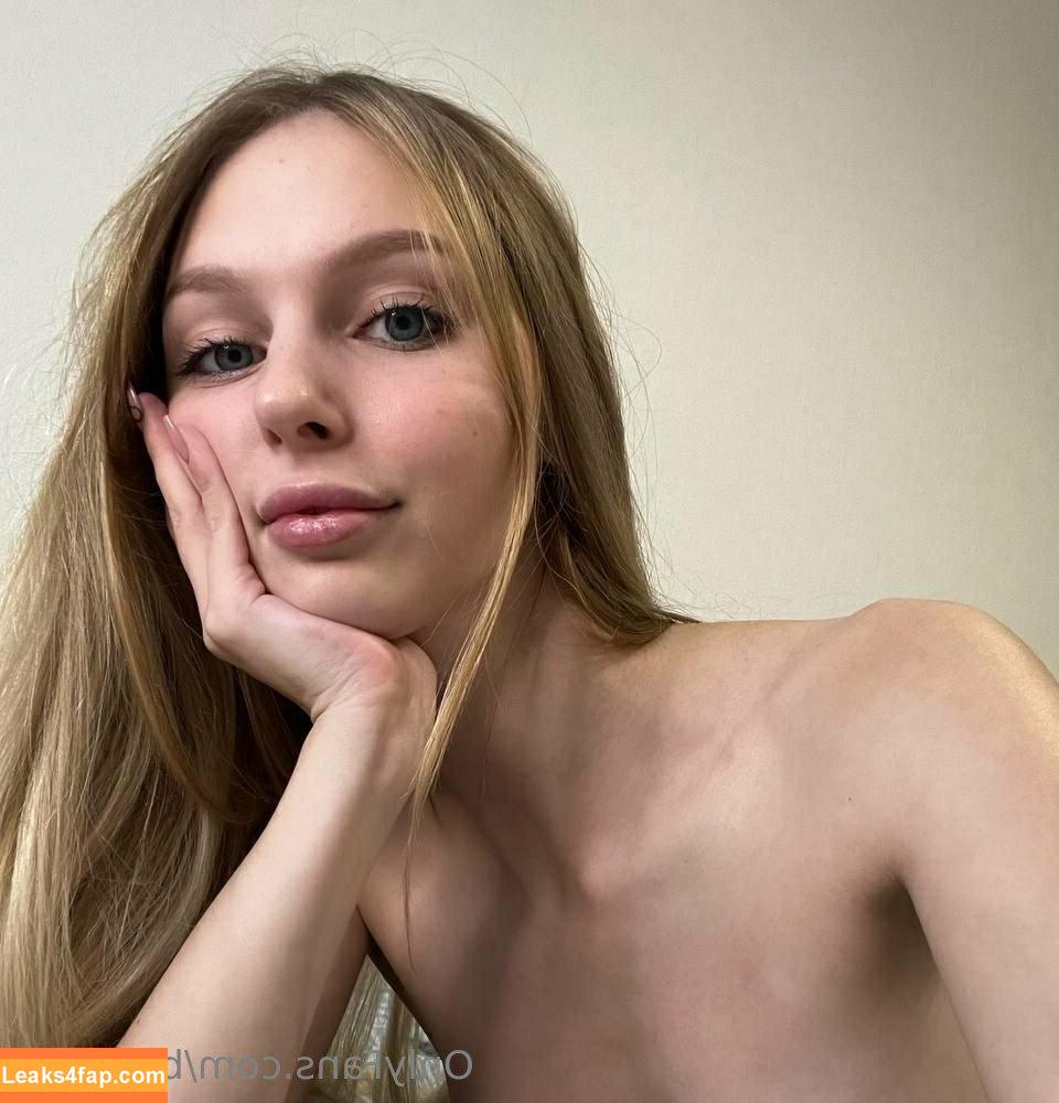 sofiaaaparker / sofiaaaparkerlife leaked photo photo #0036