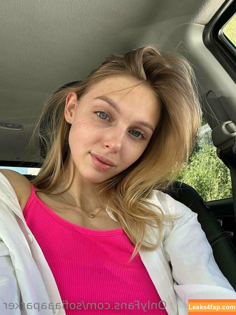 sofiaaaparker / sofiaaaparkerlife leaked photo photo #0058