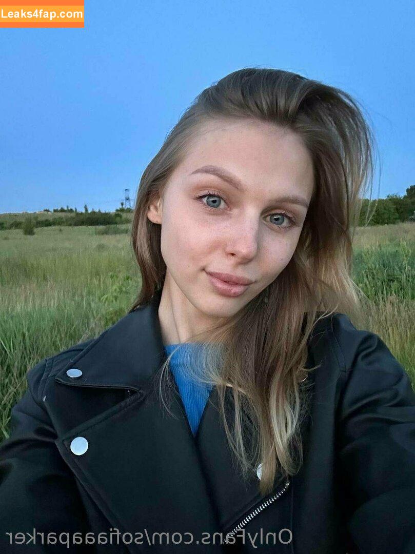 sofiaaaparker / sofiaaaparkerlife leaked photo photo #0060