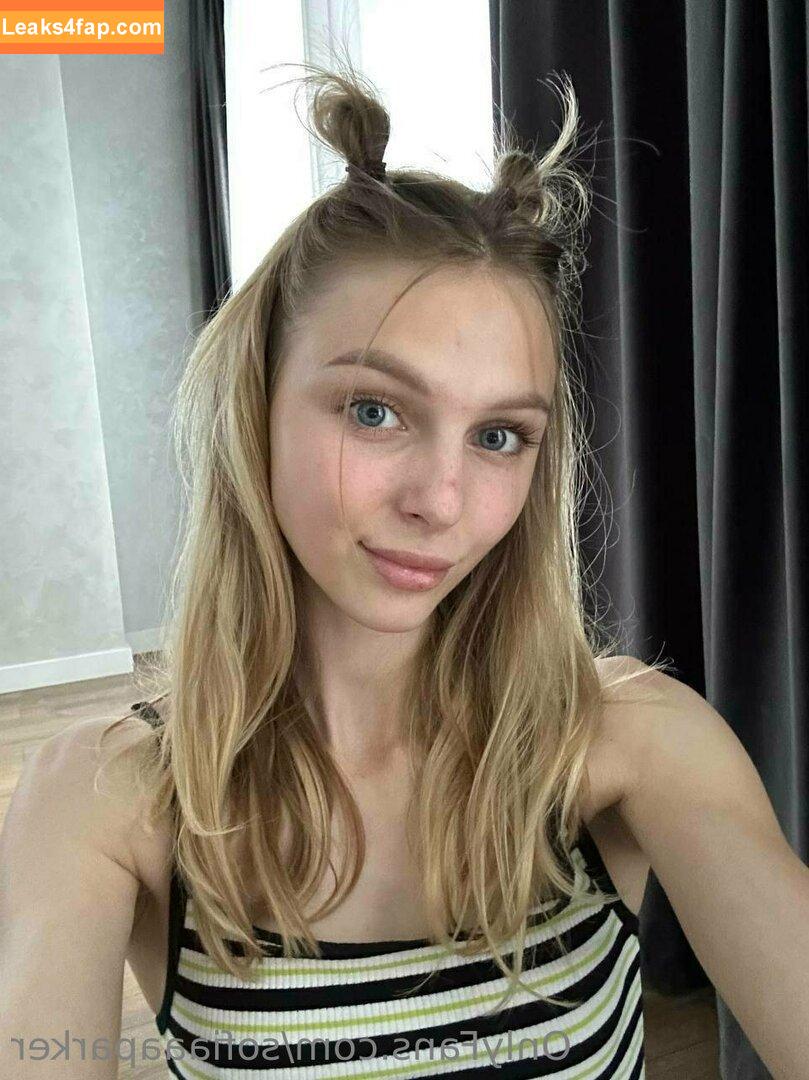 sofiaaaparker / sofiaaaparkerlife leaked photo photo #0083