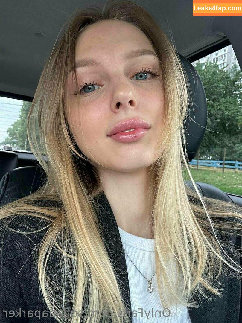 sofiaaaparker / sofiaaaparkerlife leaked photo photo #0088