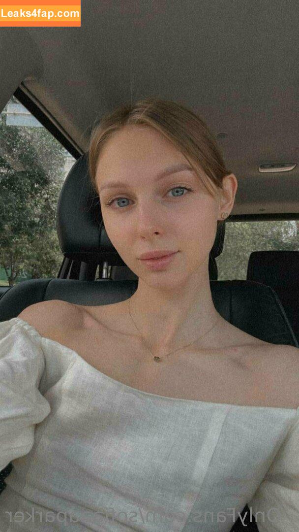 sofiaaaparker / sofiaaaparkerlife leaked photo photo #0096