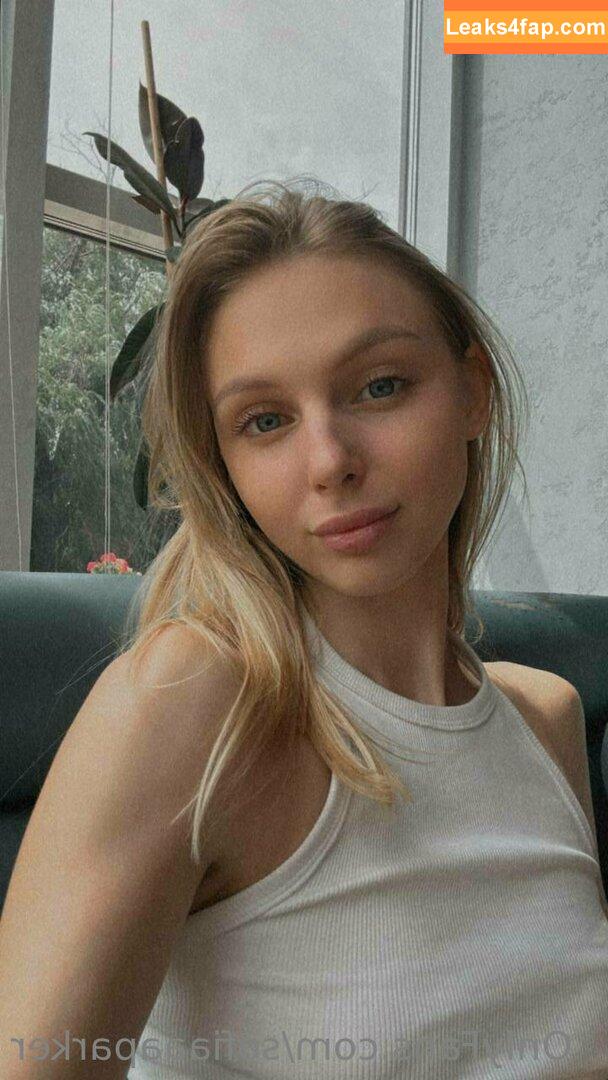 sofiaaaparker / sofiaaaparkerlife leaked photo photo #0101