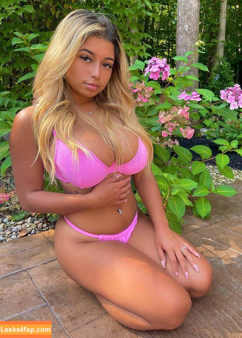 sofiaderoian /  leaked photo photo #0004