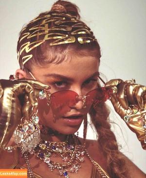 sofiareyes photo #0009