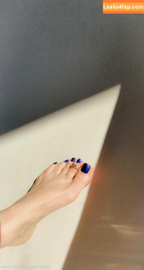 sofiastoes /  leaked photo photo #0017