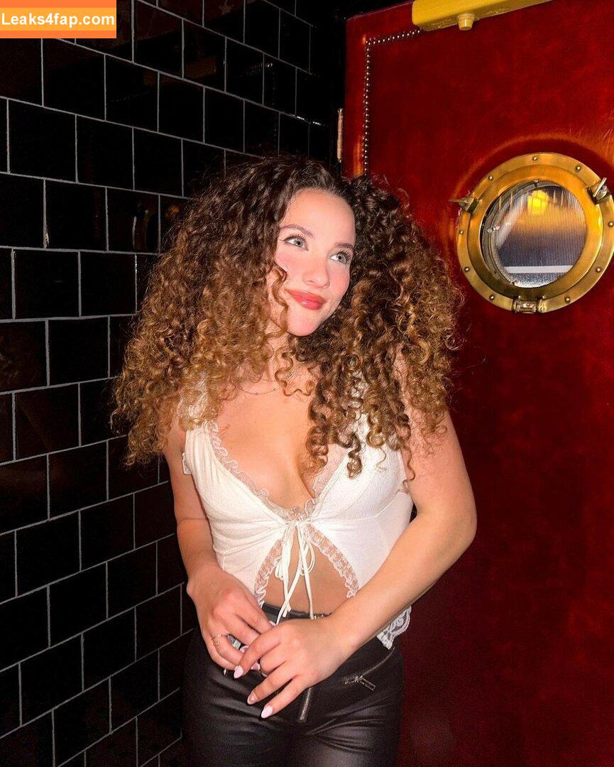 Sofie Dossi / sofiedossi leaked photo photo #0104