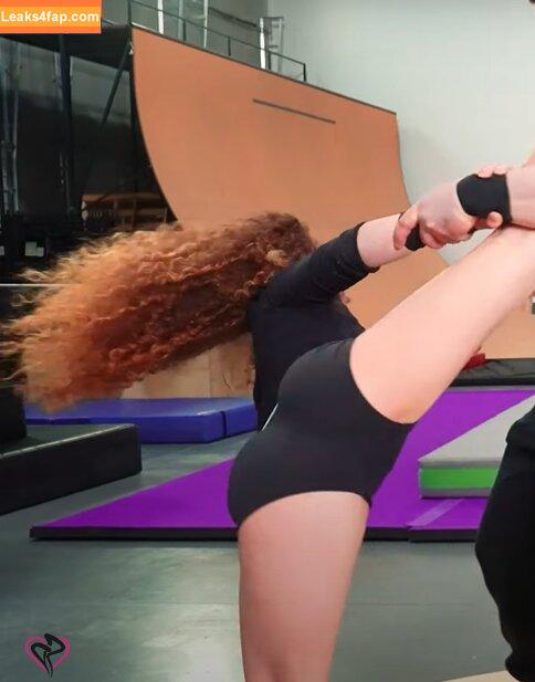 Sofie Dossi / sofiedossi leaked photo photo #0126