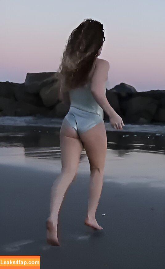 Sofie Dossi / sofiedossi leaked photo photo #0374