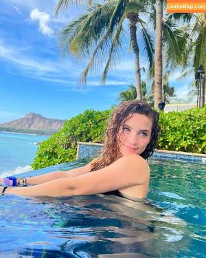 Sofie Dossi photo #0079