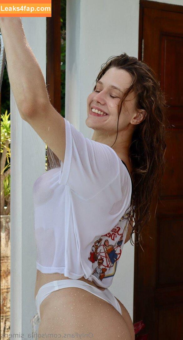 sofiia_simens / Sofiia / simenszen leaked photo photo #0035