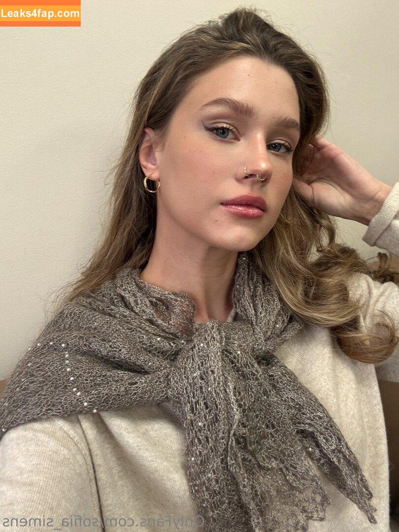 sofiia_simens / Sofiia / simenszen leaked photo photo #0040