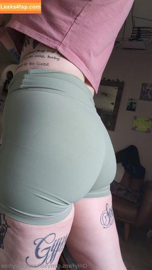 softandcurvyfree photo #0025