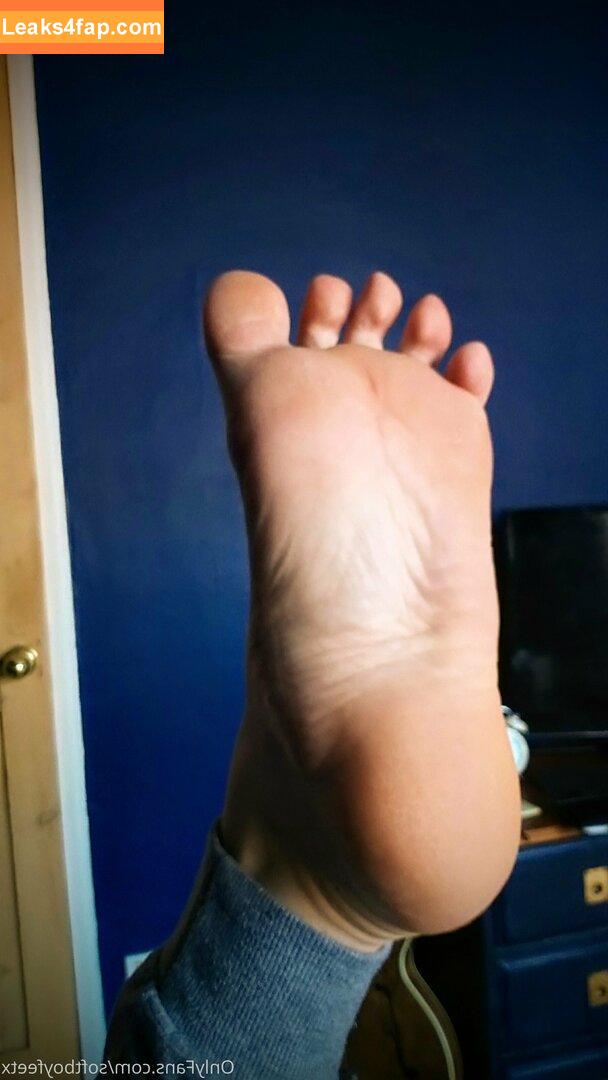 softboyfeetx /  leaked photo photo #0102