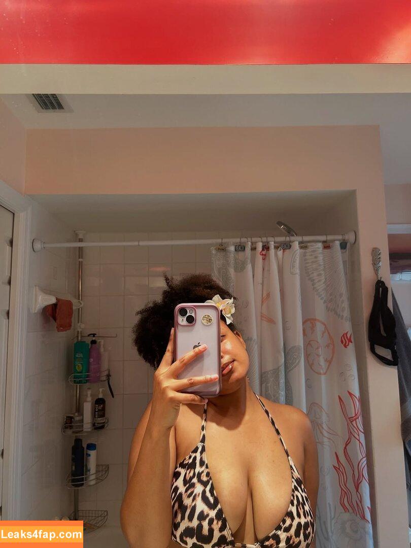 softmunch1 / modelmunch / softnthick1 leaked photo photo #0004
