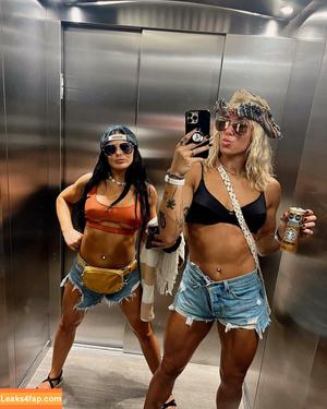 Sol Ruca photo #0105