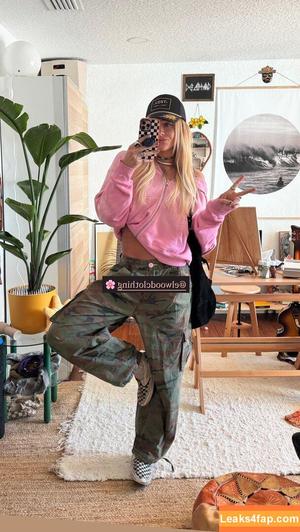 Sol Ruca photo #0459