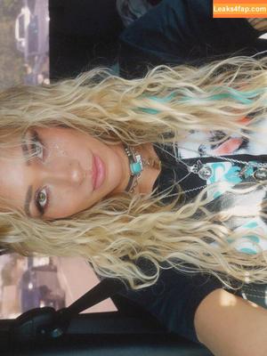 Sol Ruca photo #0479