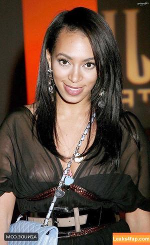 Solange Knowle photo #0005