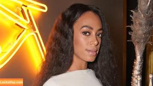 Solange Knowle photo #0018
