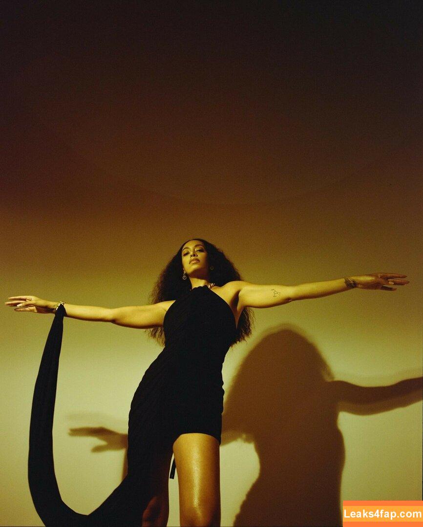 Solange Knowles / solangeknowles leaked photo photo #0021