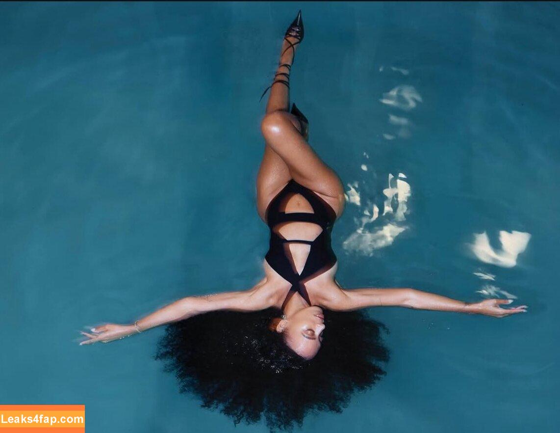 Solange Knowles / solangeknowles leaked photo photo #0038